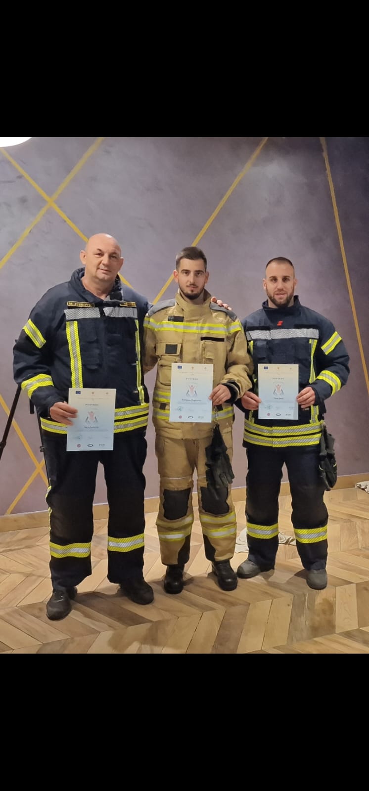 FOTO:  Čapljinski vatrogasci sudjelovali na trodnevnoj obuci u Crnoj Gori